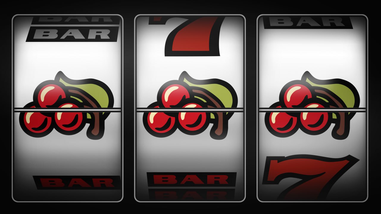 Enjoy Endless Entertainment with Free Fruit Machine Games to Download